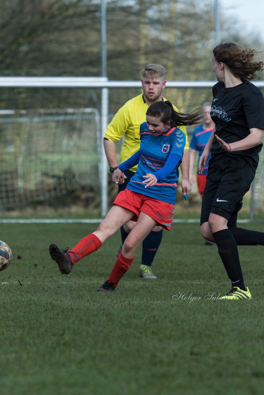 Bild 75 - C-Juniorinnen SV Steinhorst/Labenz - TSV Friedrichsberg-Busdorf : Ergebnis: 5:0